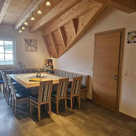 Bergblick Kappl, Nur 17 Minuten Vom Skigebiet Ischgl Entfernt דירה קאפל